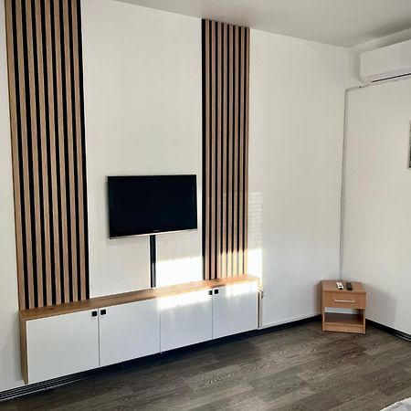 מוסטר Apartman Grande Ajna מראה חיצוני תמונה